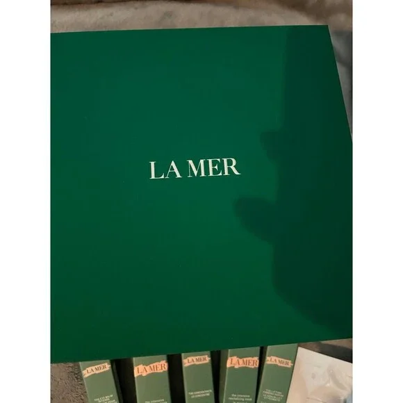 La Mer 11 piece plus box - Picture 4 of 4